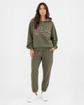 Completo Hoodie Leopard Jogger