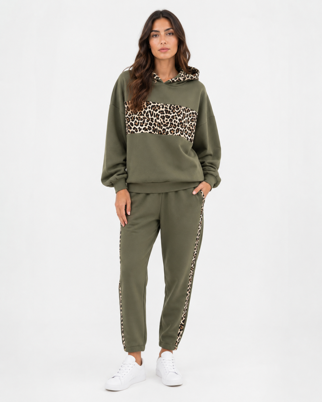 Completo Hoodie Leopard Jogger