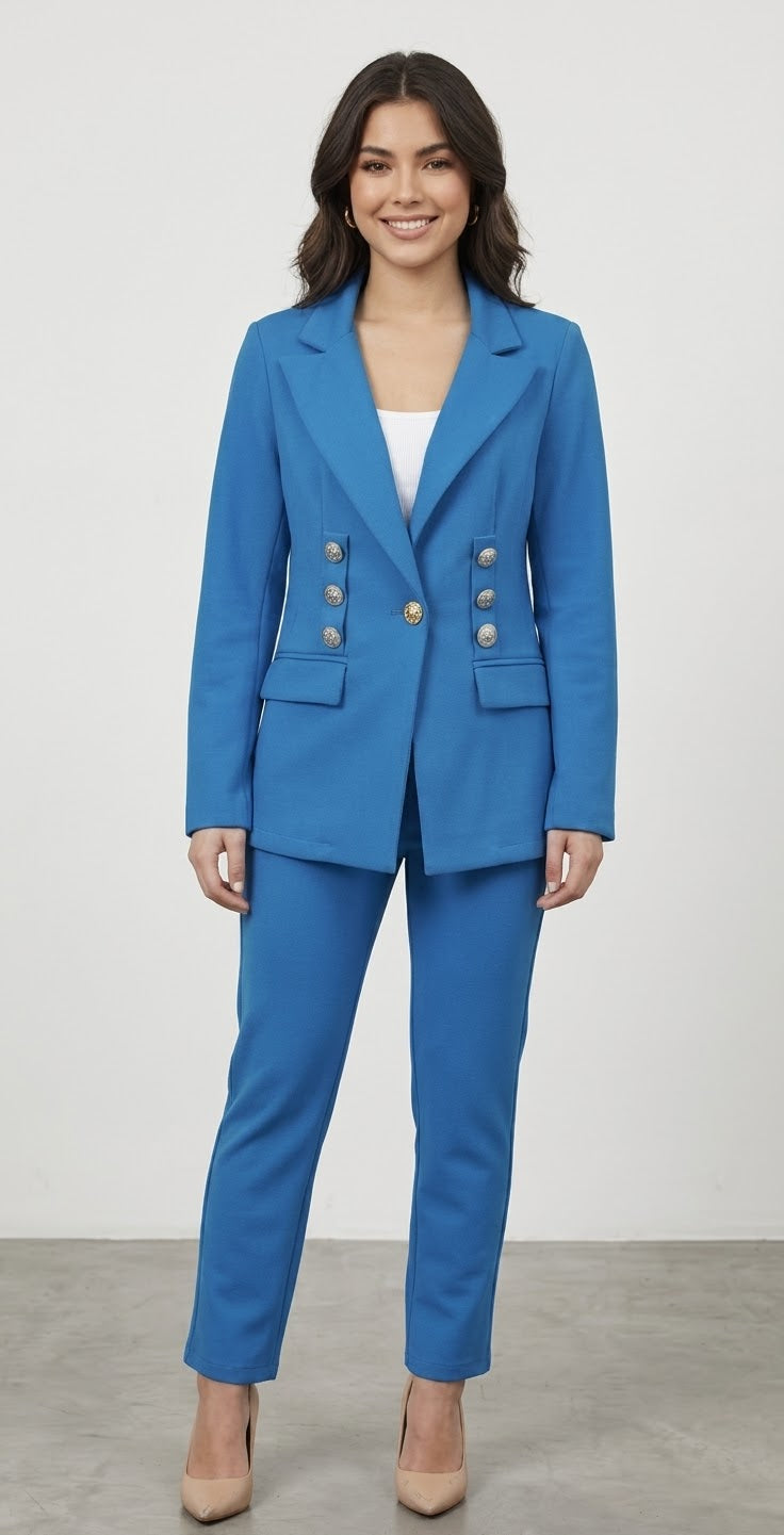 Completo Tailleur Elegante con Bottoni Gioiello Dorati – Taglia Unica