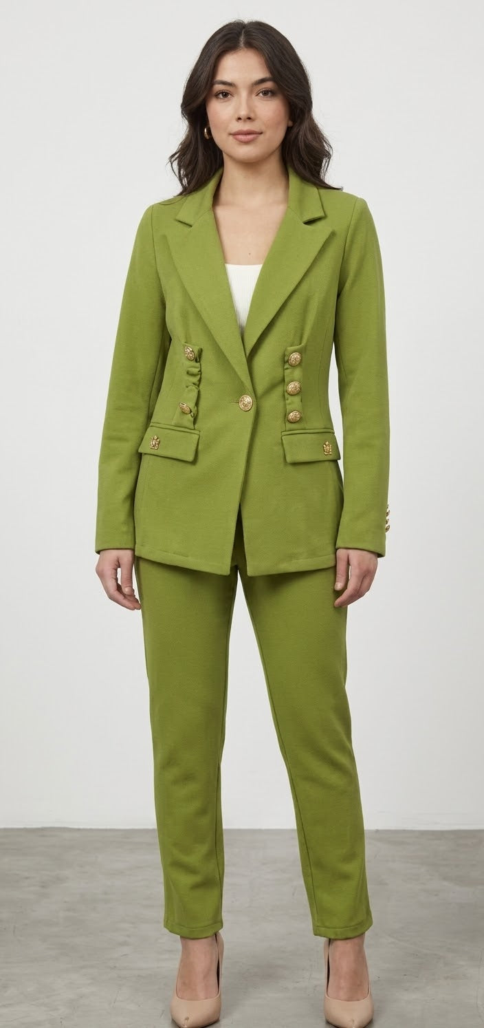 Completo Tailleur Elegante con Bottoni Gioiello Dorati – Taglia Unica