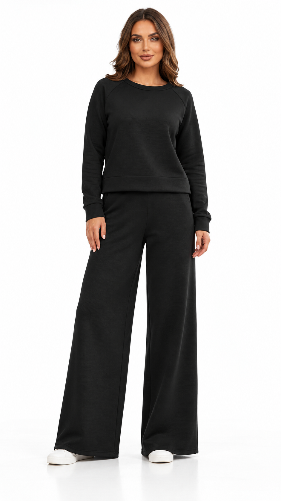 Completo girocollo con pantalone ampio
