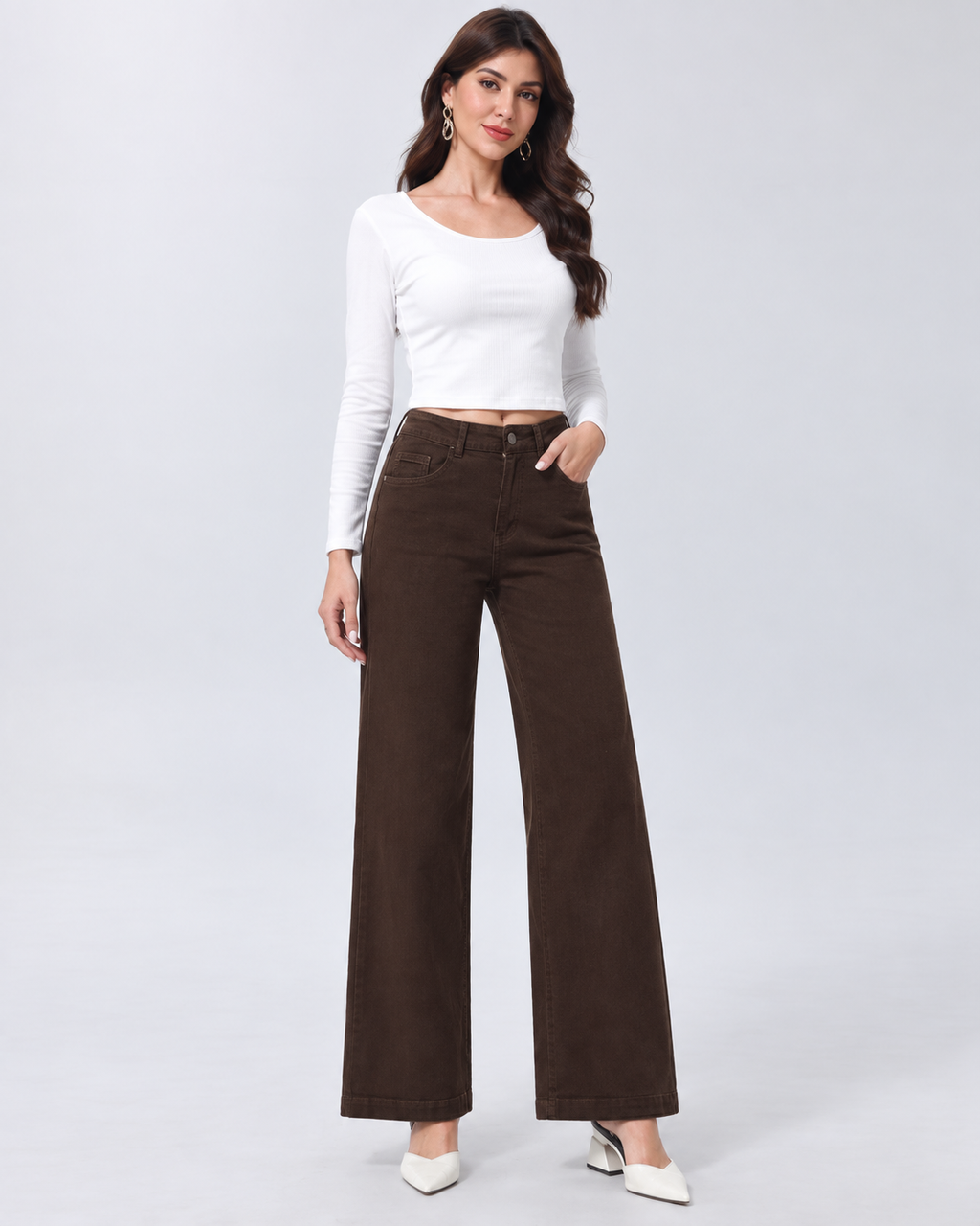Jeans Wide Leg Marrone con Patch Nera
